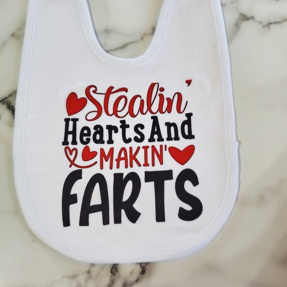 Stealin' Hearts Funny Baby Bib - Picture 10 of 10